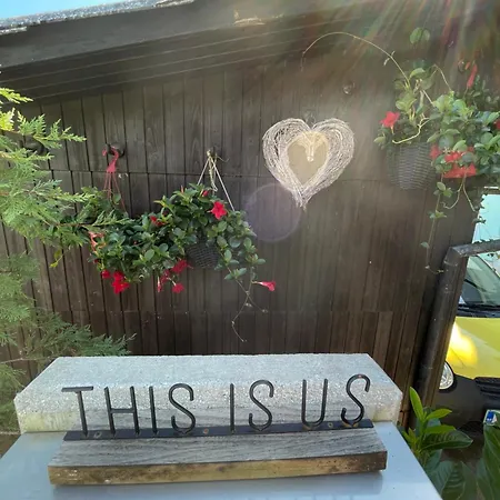 アパート Ami's House Castle View ブレッド