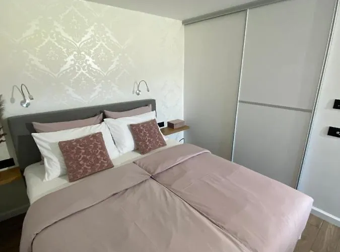 Ami's House Castle View *