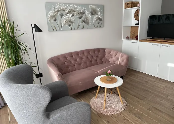 Ami's House Castle View Apartma