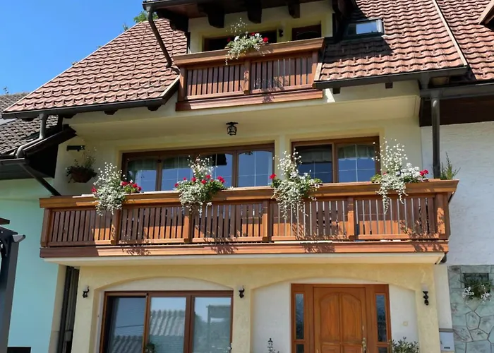 Apartma Ami's House Castle View Bled